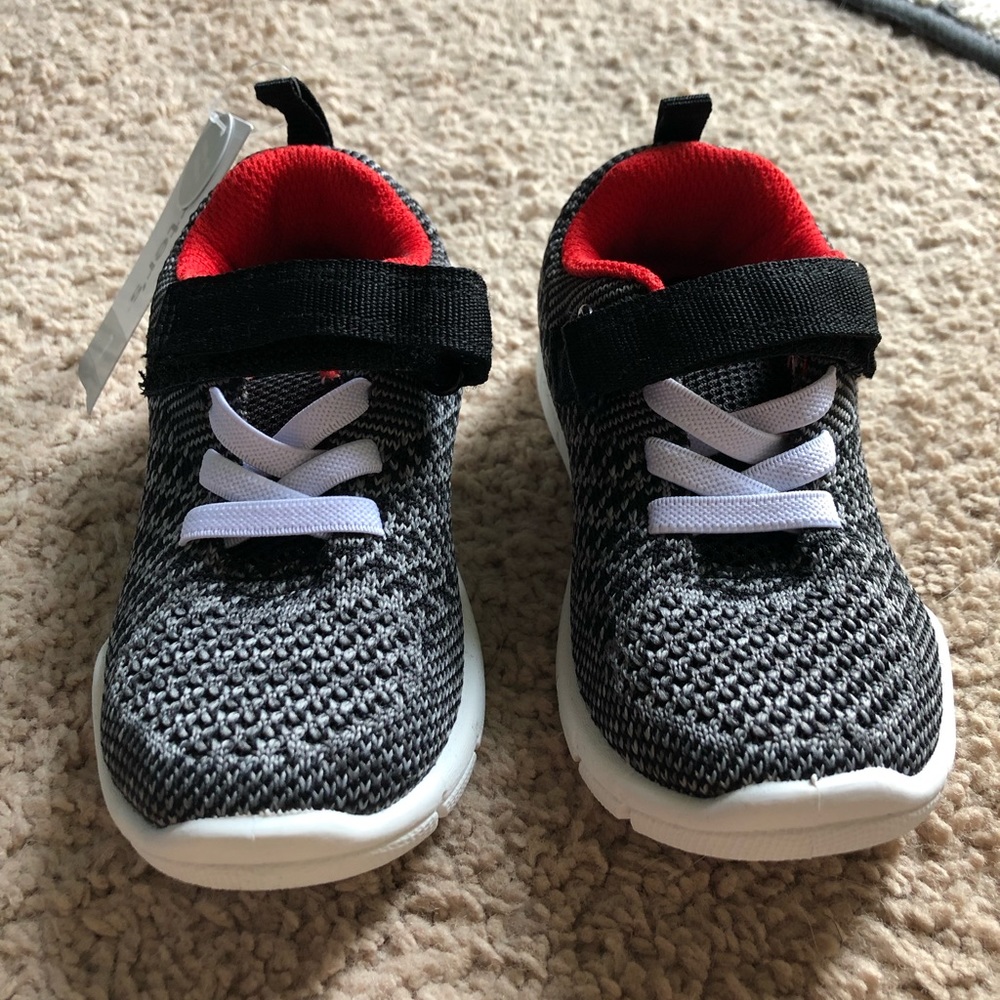 Carter’s toddler shoes